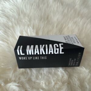 IL Makiage Woke Up Like This Foundation